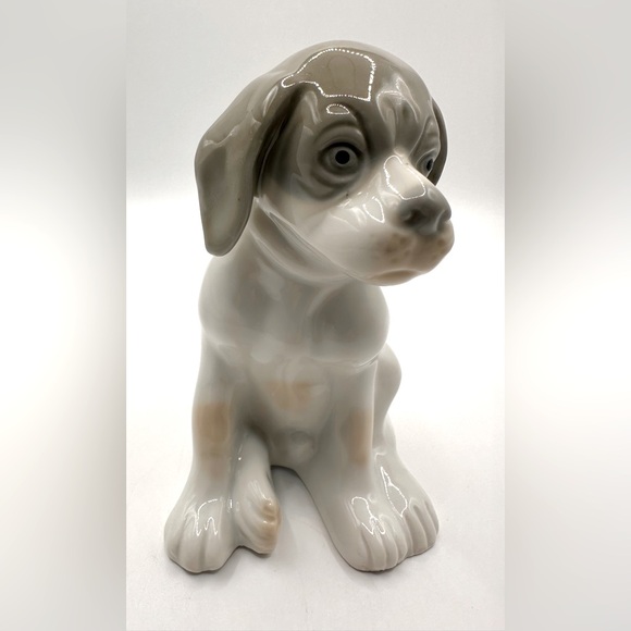 Adorable Puppy Dog Porcelain Figurine Gray & White, Great Preowned Condition. - Picture 2 of 7